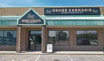 grand cannabis fonthill dispensary exterior